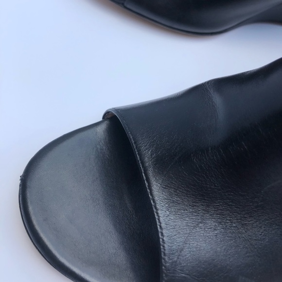 Gianvito Rossi Leather Wedge Sandals - Picture 6 of 8